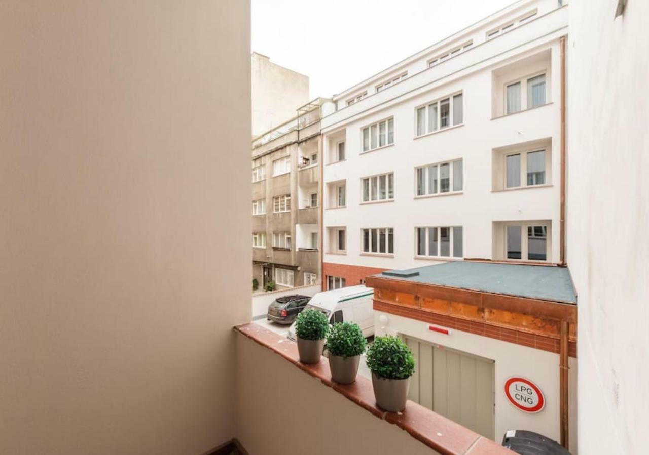 Central Prague Crown Apartments Экстерьер фото