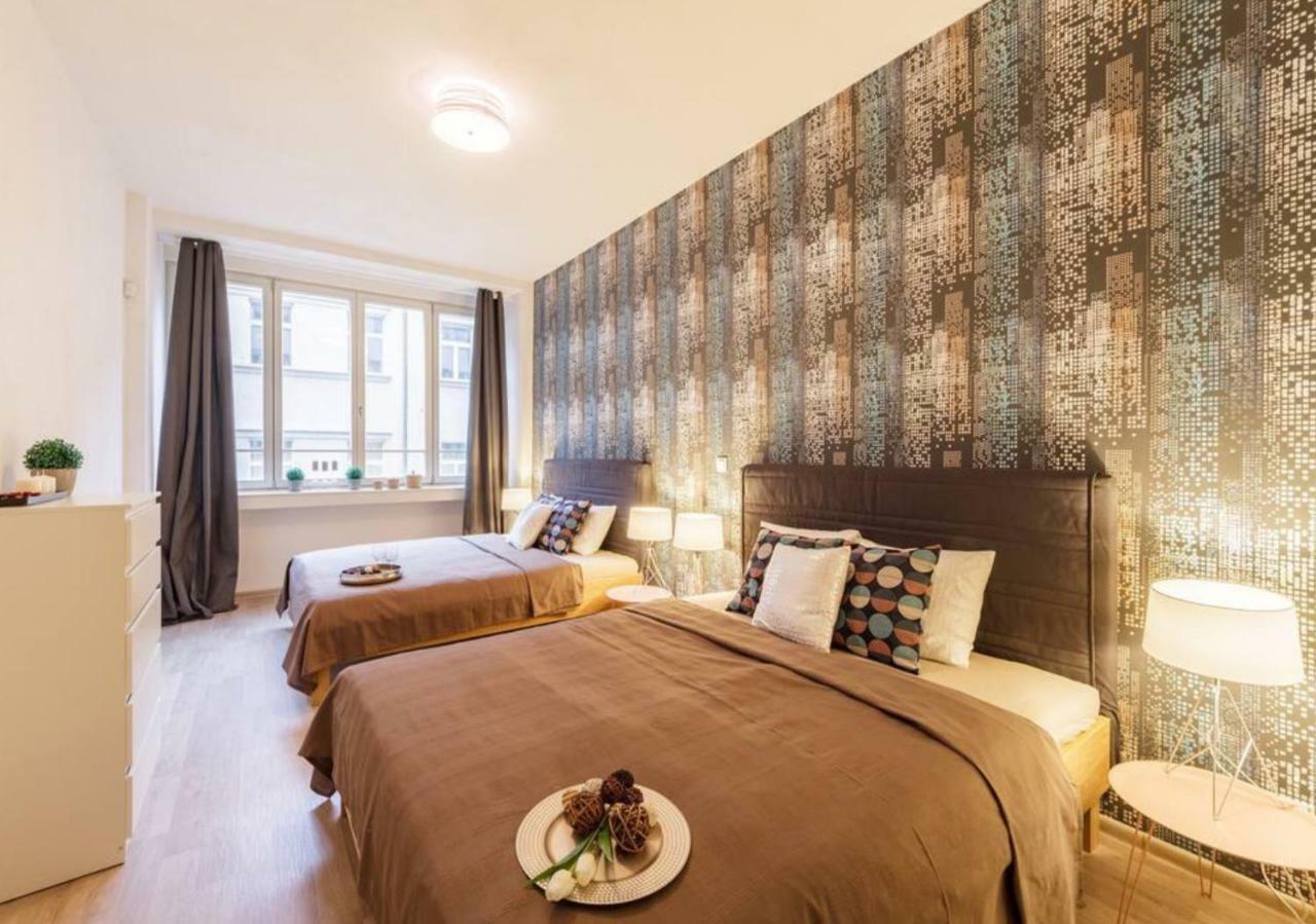 Central Prague Crown Apartments Экстерьер фото