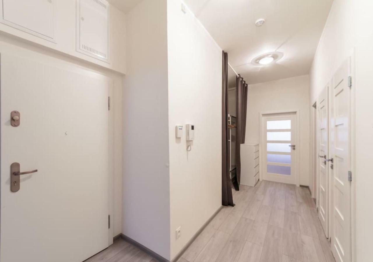 Central Prague Crown Apartments Экстерьер фото