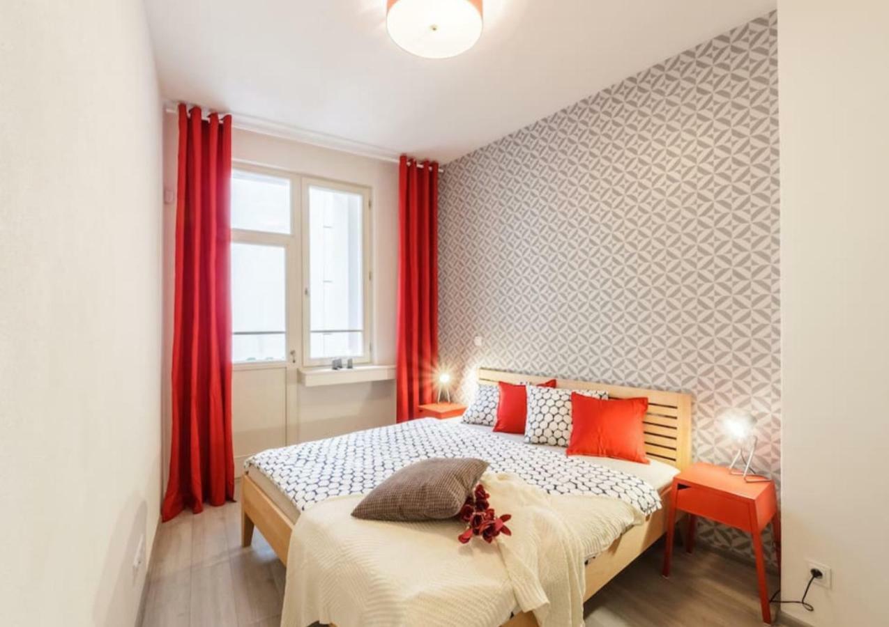 Central Prague Crown Apartments Экстерьер фото