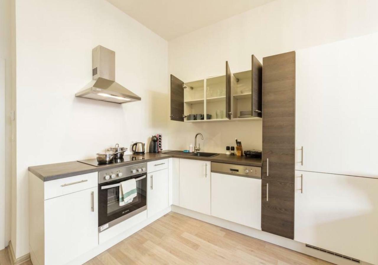 Central Prague Crown Apartments Экстерьер фото