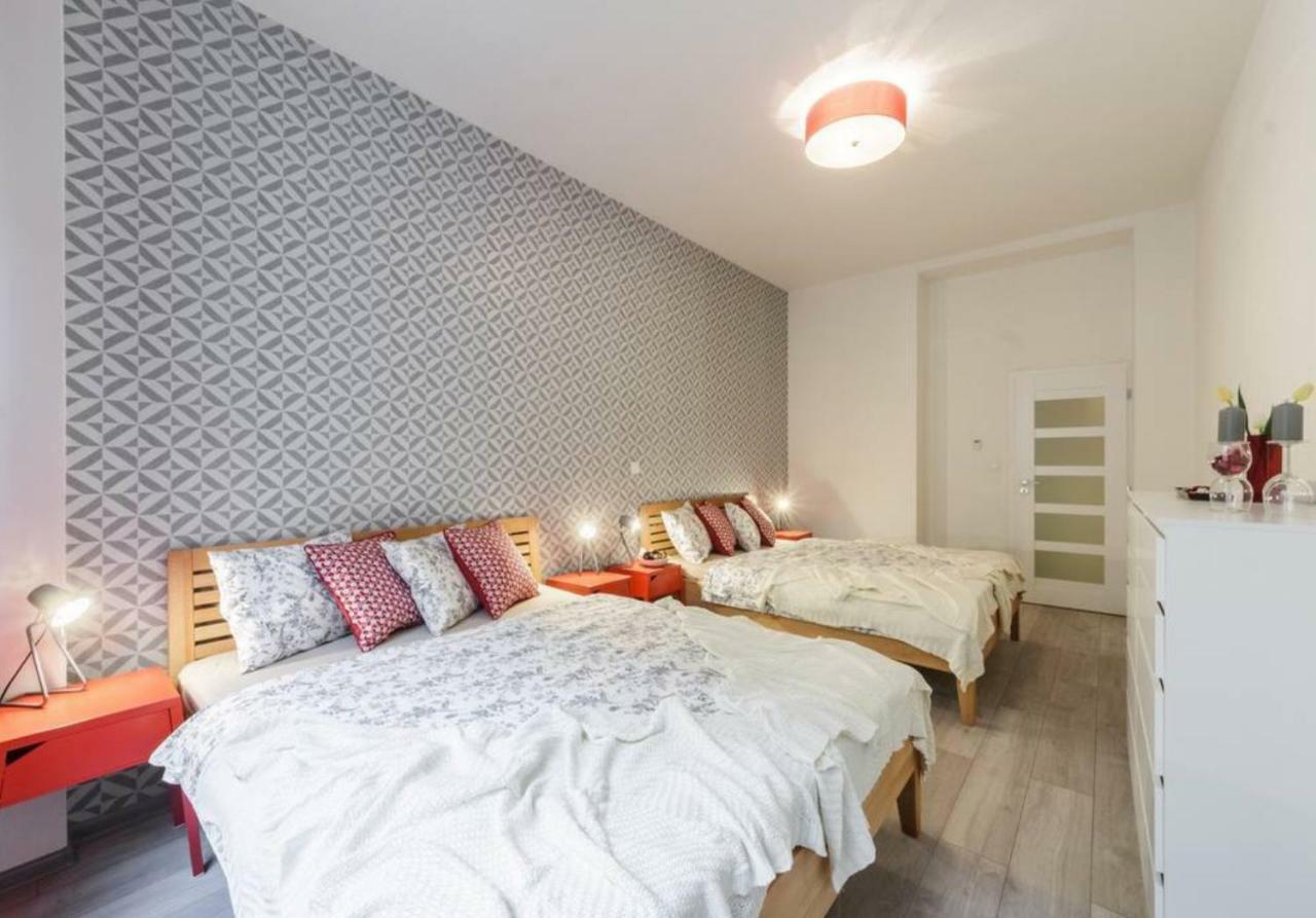 Central Prague Crown Apartments Экстерьер фото
